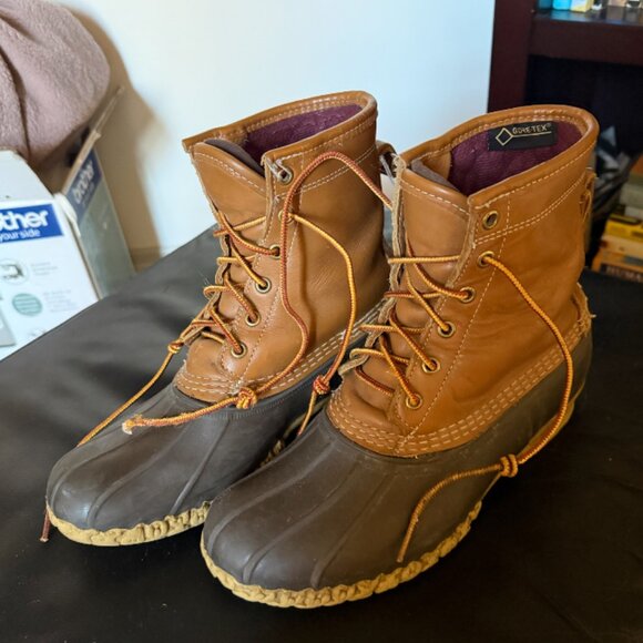 L.L. Bean Women's Bean Boots, 8" - Picture 1 of 3